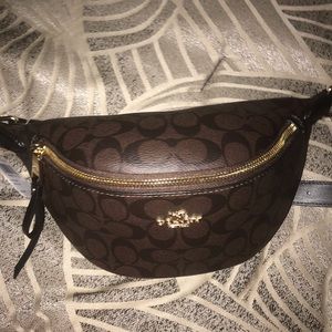 NWT COACH BELT BAG IN SIGNATURE CANVAS
